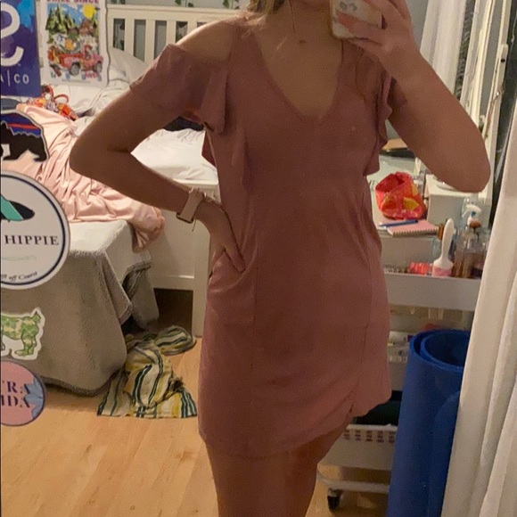 blush pink off the shoulder dress - Picture 3 of 3